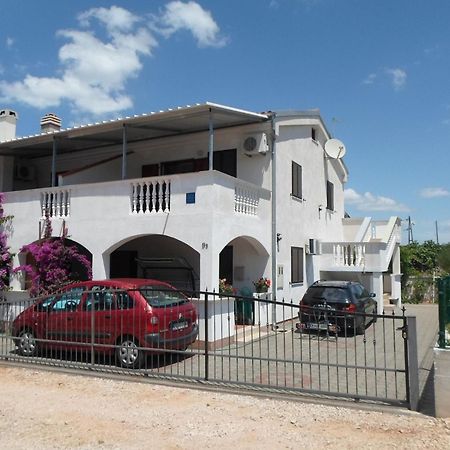 Apartments Marijan Драге Экстерьер фото